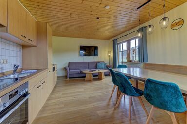 Ferienwohnungen Leithenwald - Ferienwohnung Hennenkobel mit bis zu 4 Schlafzimmer 1 großes Bad und 1 x Dusche/WC