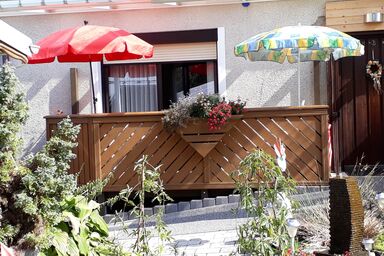 Ferienwohnungen Haus Waltraud Steinwiesen - Gemütliche Erdgeschosswohnung mit Balkon