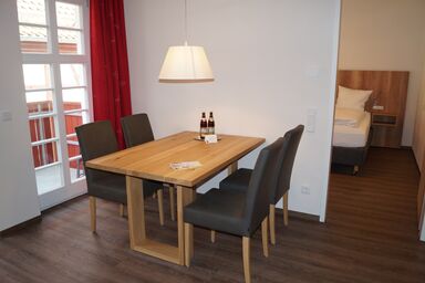 Braumeister Döbler - Ferienwohnungen - Ferienwohnung 12 mit Balkon