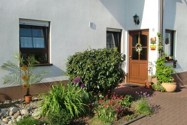 Ferienwohnungen Kolb "Am Schloß" - Ferienwohnung Am Schloß 1 mit Freisitz