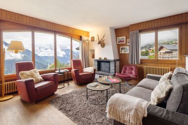 La Toura - La Toura .1