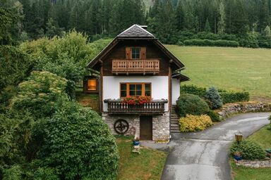 Ferienhof Obergasser & Pension Bergblick - Wiesenhäusl für 2-7 Pers.