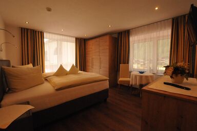 Sport-Mode PASSLER - Doppelzimmer mit Dusche