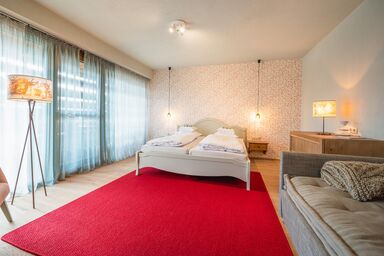 Stillinghof - Dreibettzimmer "Rossgschirrkammer", Dusche, WC