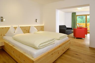 Berghotel Lämmerhof - Bischofsmützensuite mit Dusche/WC, Balkon