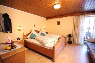 Gästehaus Ochsenreiter - Ferienwohnung 2 Silberdistel