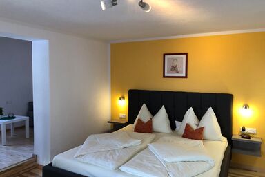 Gästehaus Schlossnerhof*** - Appartment Kristallkopf Dusche, WC