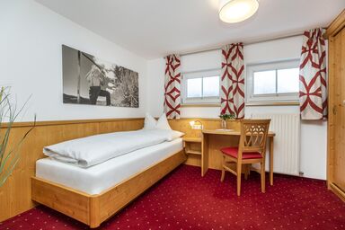 Pension Klinglhub - Einzelzimmer mit Dusche, WC