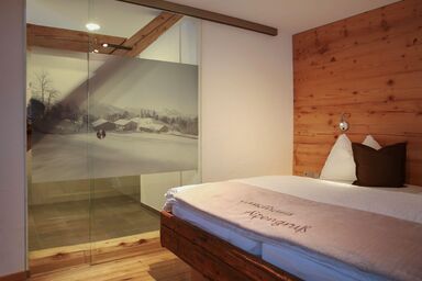 Alpengruß - Familie Raubinger - App."Kaiser"/1 Schlafraum/Dusche, WC