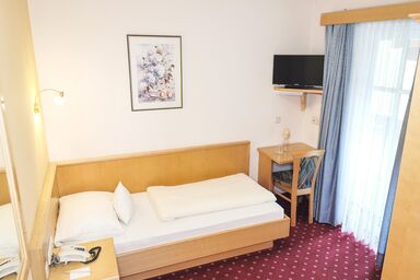 Hotel Angerwirt - Basic & Classic | max. 1 Pers. | Balkon | 13m²