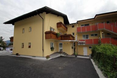 Gästehaus Margret - Einzelzimmer, Dusche, WC, 1 Schlafraum