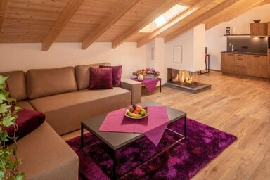 For Moments - Penthouse, ÜB7,B.9 9PH