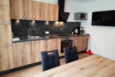 Pension Steinadler - Appartement 3 Gartenblick