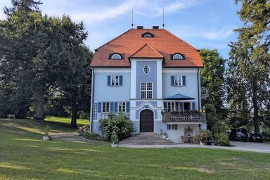 Ferienwohnung Villa Victoria mit grandiosem Seeblick und Gartennutzung in Jugendstil Villa