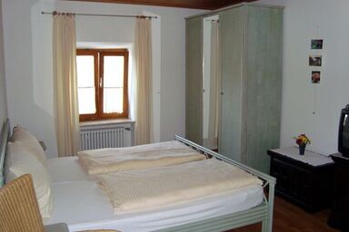 Lehnecker Ferienwohnungen - Doppelzimmer Nr. 4