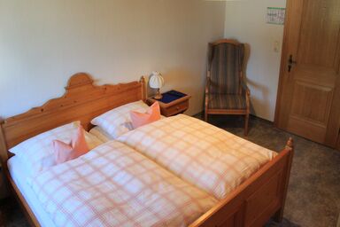 Gästehaus Hubertushof - Doppelzimmer Nr. 3, für 2 Personen, Du/WC, 16 qm, 1. Etage