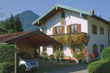 Ferienwohnungen Am Bachl inkl. Chiemgaukarte - X.Ferienwohnung Rauschberg (28qm), Kochni., 1 Schlaf- u. 1 Wohnz., max 2 P, WLAN
