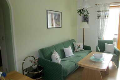 Haus Öfenbichl Ferienwohnungen - Ferienwohnung 2, 1-2 Personen, 39 qm, Dusche/WC, Balkon, TV, 1 Schlafzimmer, Nichtraucher