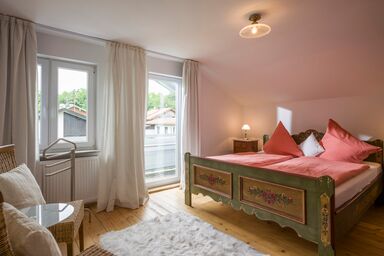 Landhaus Kaiserblick - Ferienhaus 138 qm mit drei Schlafzimmern und Garten