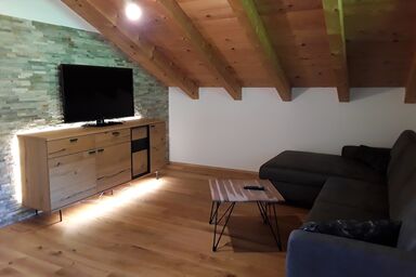 Ferienwohnung Ascherlehen - Ferienwohnung Untersbergblick, 90 qm, 2 Schlafzimmer und Balkon