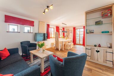 Jakobos Tapasbar - Ferienwohnung "Stefania" 80qm, 2 Schlafzimmer, Balkon