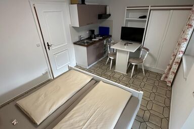 Gästehaus Deml - Appartement 5 mit Wohn-/Schlafraum