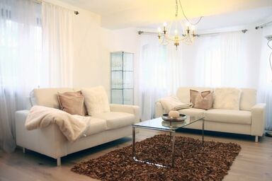 Haus Sonnenhang - Wohnung 1, 80qm, große Sonnenterrasse