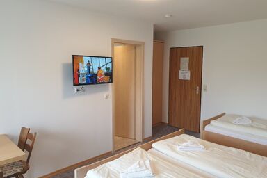 Gasthaus und Pension Stanek - Dreibettzimmer 5 / 14