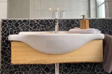 Gästehaus Frankenwaldhof - FW Bachwiesenblick (oben) mit Balkon