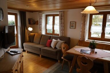 Ferienwohnungen Zwerger - Ferienwohnung UNDA mit Balkon und Bergblick