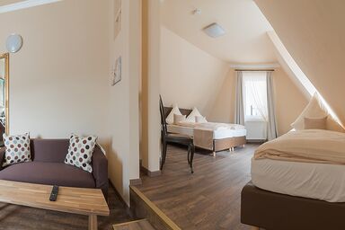 7 Zwerge Übernachtungspension - Familienzimmer