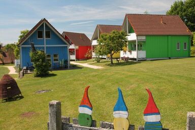 Feriendorf Nehmeier - Ferienhaus gelb