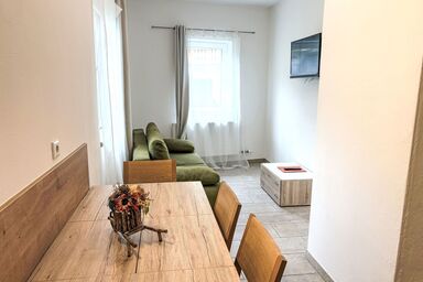 Mentenwirt Suite - Sarah .2