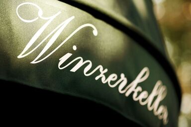 Alter Winzerkeller - Komfortdoppelzimmer mit Terrasse