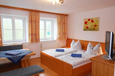 Wenigeder - Familie Klopf - Gartenzimmer