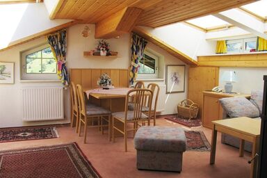 Landhaus Salzburg - Mansardenappartement Dachgeschoss