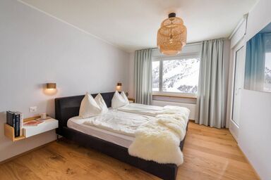 Haus Mattern -  Mittaglugga - 120m2 renovierte Ferienwohnung mit Südbalkon