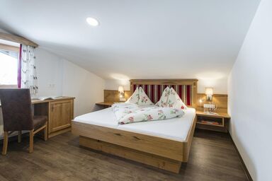 Ferienbauernhof Elmaugut - Doppelzimmer mit Dusche, WC