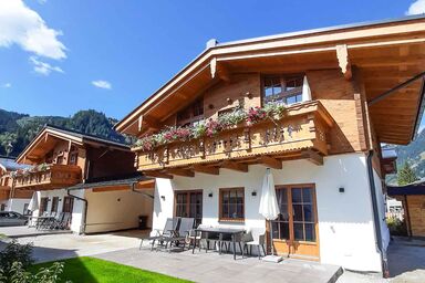 Hochalmbahnen Chalet - Haus 1-11, WHG. OG