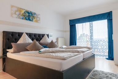 Gasthof - Pension Sonneneck - Doppelzimmer, Dusche, WC, Balkon