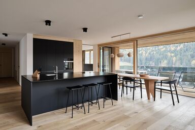 Lärchenlodge Apartments and Spa - Apartment 11 mit 2 Schlafzimmer und Balkon