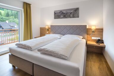 Appartementhaus Madlen - Apartment Kl. Priel, Balkon, Bergblick, 5 Betten