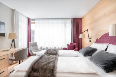 Sporthotel Chalets - Doppelzimmer, Dusche, WC