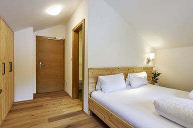 Frühstückspension Sonnenlicht - Doppelzimmer mit Zustellbett