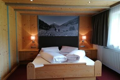 Haus Bellevue - Doppelzimmer "Bergblick"