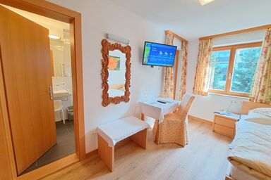 Mallaun, Frühstückspension - EZ mit DU oder Bad/WC