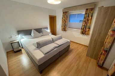 Apart Maro - Apart 1