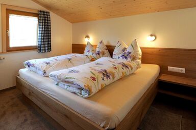 Gästehaus Monika - Ferienwohnung 3 - Dachgeschoss -Ausblick