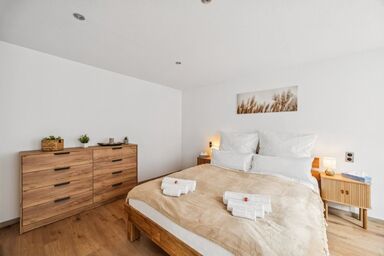 Balkon I ruhig I nahe Bhf. I Autobahn I Parkplatz