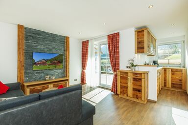 Steinberger Hof inkl. Chiemgaukarte - Reifelberg 45 qm, Terrasse, Küche, 1 Schlafzimmer, Wohnzimmer, max 3 Pers, WLAN